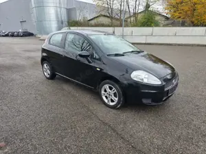 Fiat Grande Punto 1.4 8V Dynamic TÜV NEU 10/2027 Klimaanlage Bild 5