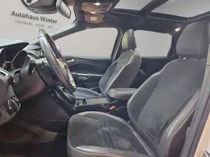 Ford Kuga 1,5 Ecoboost AT 4WD ST-Line Pano Sony Xenon Navi Bild 5