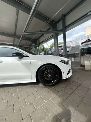 Mercedes-Benz CLA 220 d Shooting Brake 8G-DCT AMG Line