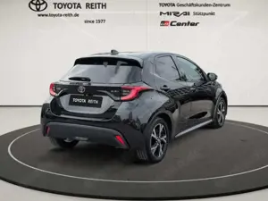 Toyota Yaris Hybrid Team Deutschland 1.5 Dual-VVT-iE LED Apple Bild 5