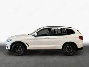 BMW X3 xDrive20i Aut. Advantage Bild 5