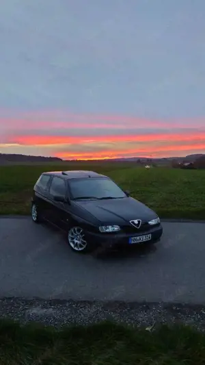 Alfa Romeo 145 1.6