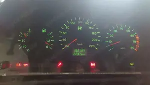 Alfa Romeo 145 1.6 Bild 5