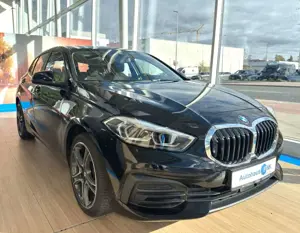 BMW 116 i 5-Türer Tempomat SHZ PDC DAB LED F40