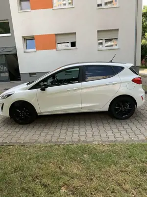 Ford Fiesta 1.0 EcoBoost SS TREND Bild 3