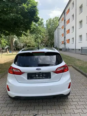Ford Fiesta 1.0 EcoBoost SS TREND Bild 2