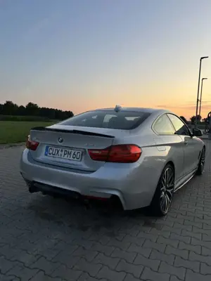 BMW 435 435i Coupe xDrive Sport-Aut. M Sport Bild 5