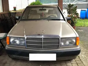 Mercedes-Benz 190 190