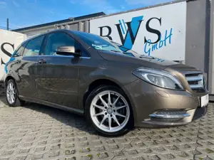 Mercedes-Benz B 180 Urban /Bi-Xenon/Tempomat/Park/SHZ*62TKm!