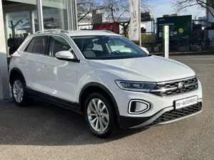 Volkswagen T-Roc 1.5 TSI Style Navi SHZ Carplay PDC LED ACC Bild 5