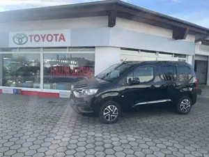 Toyota Proace Verso Team D