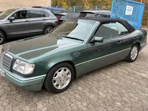 Mercedes-Benz E 320 Cabrio Top Zustand  2+ H-Kennzeichen