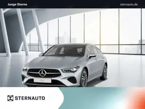 Mercedes-Benz CLA 180 CLA 180 SB RüKam PanoDach AHK Winterpaket LED