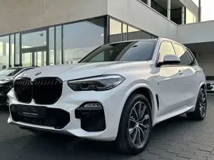 BMW X5 xDrive 45 e M Sport | H/K | 360° | AHK