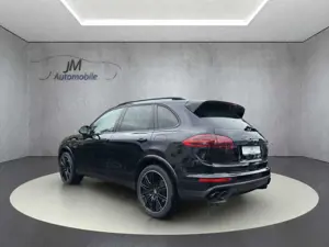 Porsche Cayenne S Chrono Pano AHK Memory PDLS StHz Bild 5