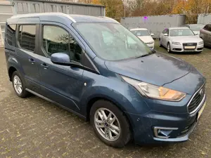 Ford Tourneo Connect Titanium Navi-Alu-2xSchiebet.-AHK-SHZG-R.Kam-33Tkm