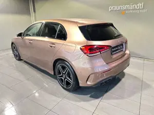 Mercedes-Benz A 180 d Edition 2021 AMG Night Kamera/LED/MBUX + Bild 2