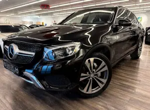 Mercedes-Benz GLC 220 d 4Matic Off-R.Paket LED 20Zoll Navi AHK