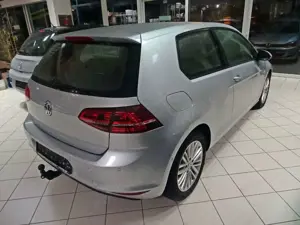Volkswagen Golf VII Lim. Cup BMT DSG AHK Bild 3