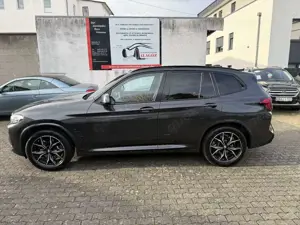 BMW X3 xDrive 20d M-SPORTPAKET LEDER KAMERA NAVI PDC Bild 5