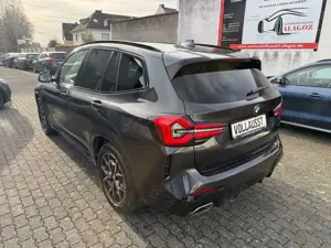 BMW X3 xDrive 20d M-SPORTPAKET LEDER KAMERA NAVI PDC Bild 4