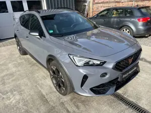 CUPRA Formentor VZ 4Drive/DAB+/Navi/Kessy/LED/3-Z-Kli Bild 4