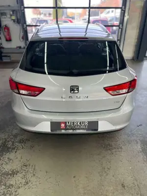 SEAT Leon 1.6 TDI DSG ST Style+ACC+Navi+PDC+SHZ+16" Bild 5