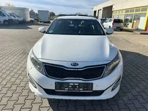 Kia Optima Bild 2