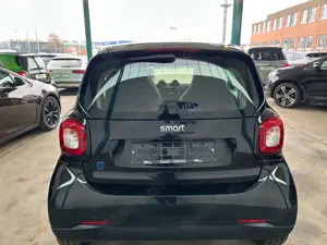 smart forTwo coupe electric drive / EQ*Navi*Klima* Bild 5