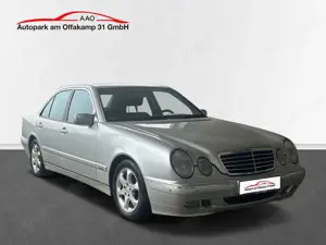 Mercedes-Benz E 280 AVANTGARDE *Leder *Xenon *Schiebedach