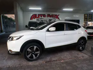 Nissan Qashqai N-Connecta/Pano.Glas/Navi/Garantie