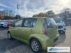 Daihatsu Sirion 1.3 Klima Lederlenkrad CD eFH Radio *EXPORT Bild 3