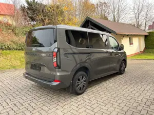 Ford Tourneo Custom Bild 2