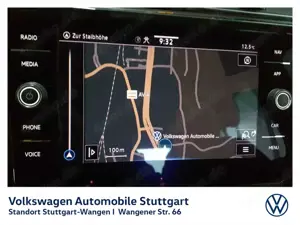 Volkswagen Touran Comfortline 2.0 TDI DSG Navi AHK ACC SHZ Bild 4