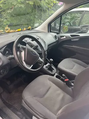 Ford Transit Courier Transit Courier Basis Bild 2