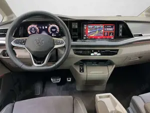 Volkswagen T7 Multivan T7 Multivan "GOAL" Motor: 2,0 l TSI OPF 150 kW G Bild 3