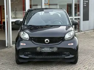 smart forTwo Fortwo Cabrio Autom.90PS NAVI+ALU+SHZ+KLIMA+APPL Bild 2