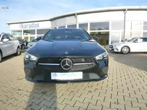 Mercedes-Benz CLA 200 CLA 200 Shooting B AUT/Night-Paket/Navi/AHK Bild 3