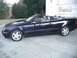 Mercedes-Benz CLK 230 CLK-Klasse Cabrio Kompressor Avantgarde Bild 4