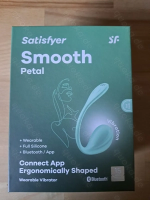 Satisfyer Smooth Petal 11cm
