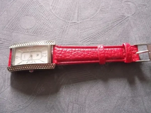 Uhr-95 Armbanduhr, Damen Uhr, Women Watch, Uhr mit Strass, Strassuhr rot