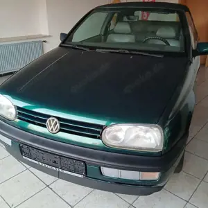 Volkswagen Golf Cabriolet Golf Cabrio 1.8 Christmas sehr schöner Zustand Bild 2