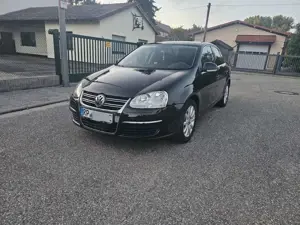Volkswagen Jetta 1.6 FSI Comfortline