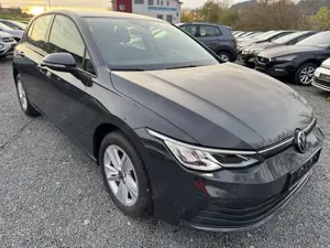 Volkswagen Golf VIII 1.0 eTSI *DSG*LIFE*PDCHI+VO*DAB*ACC*VO