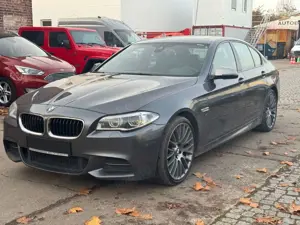 BMW 550 5 Limousine d xDrive Scheckheftgepflegt