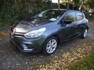 Renault Clio TCe 90 Limited - 2. Hd./orig. erst 45 TKM