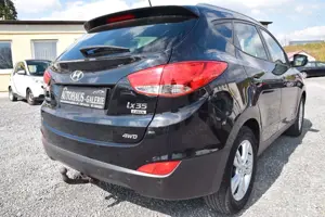 Hyundai TUCSON ix35 2.0 CRDi AWD*NAVI*AHK*KAMERA Bild 4