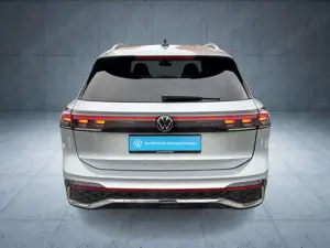 Volkswagen Tiguan R-Line 2.0 TDI AHK/HDMatrix/360/hk/HuD/1 Bild 4