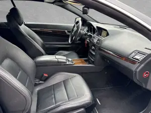 Mercedes-Benz E 220 CDI Cabrio 7G-TRONIC Bild 3