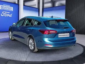 Ford Focus Turnier 1.0 MHEV Aut. TITANIUM *FahrAs.Pk*WinterPk Bild 4